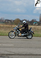 DSC_7917L.jpg (8451 bytes)